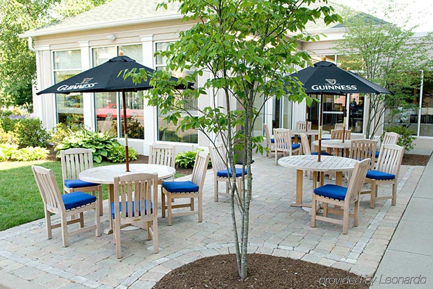 Hilton Garden Inn Норуолк Ресторан фото